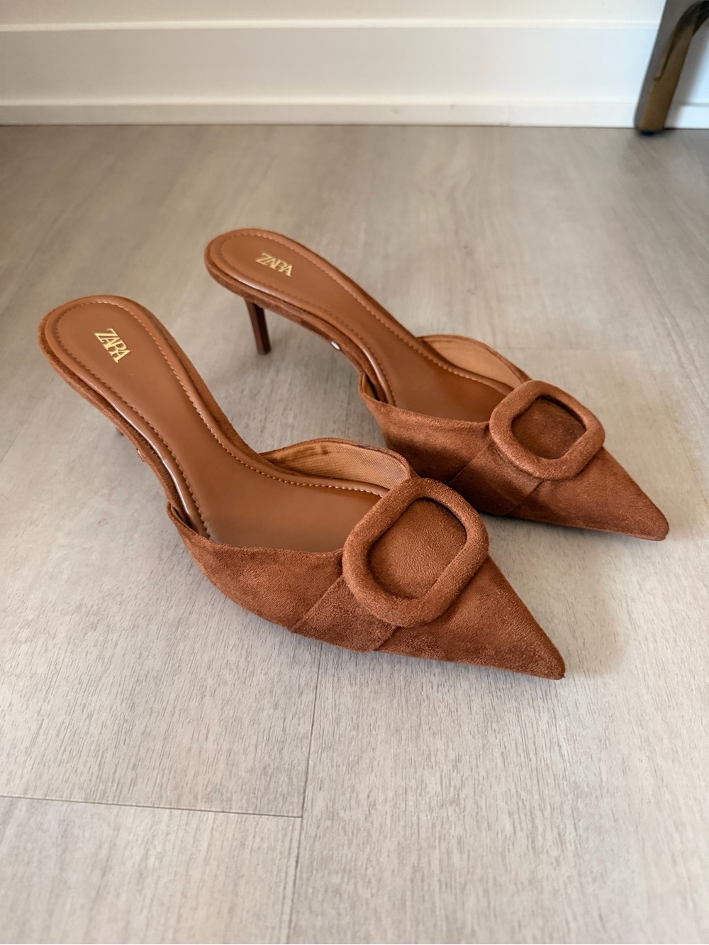 Zara chestnut suede-effect Maysale style mule